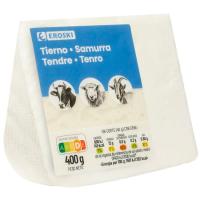 Queso mezcla tierno EROSKI MAESTRO, cuña 400 g