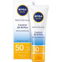 Crema facial antibrillos FP50 NIVEA, tubo 50 ml