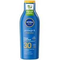 Loción solar protege&hidrata SPF30 NIVEA, bote 200 ml